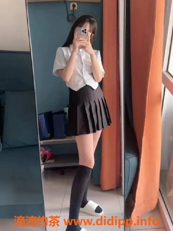 福州楼凤-晋江沐沐：19岁165cm，98斤气质美女