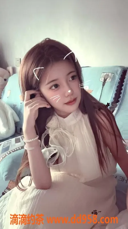 南通楼凤-南通小美，164厘米，99斤，甜美可爱体验