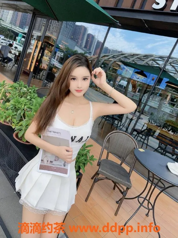 广州楼凤-番禺小可，800元御姐，极致舌吻和69服务