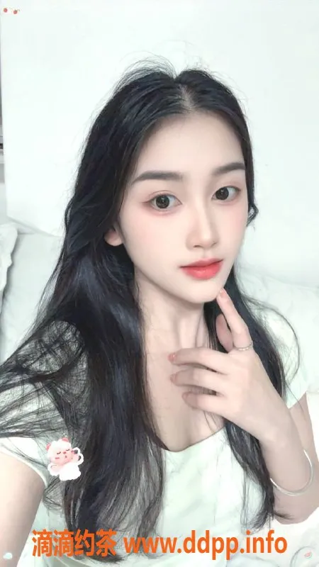 广州楼凤-海珠嫩妹瑶瑶，700元包时服务