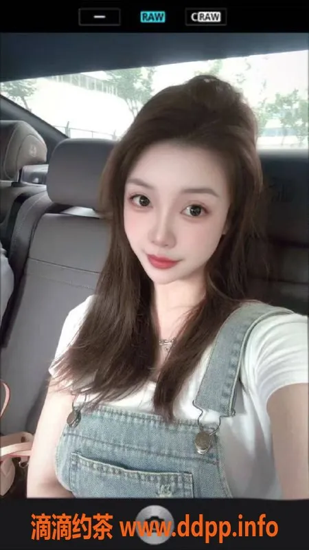 广州楼凤-广州越秀嫩妹伊伊，800元超值体验