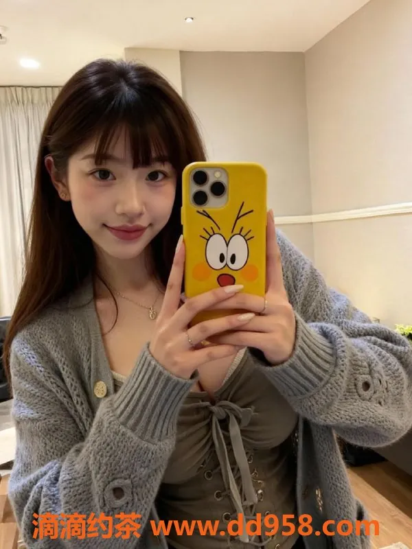 广州楼凤-海珠区20岁大熊学妹洛宣，166cm身高