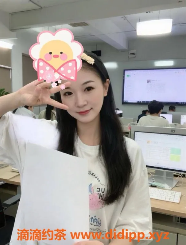 深圳楼凤-南山柚子27岁，155cm、45kg，价格900起