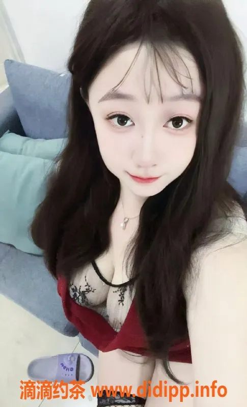 广州楼凤-白云区Vivi：23岁清纯大奶 166cm 53kg