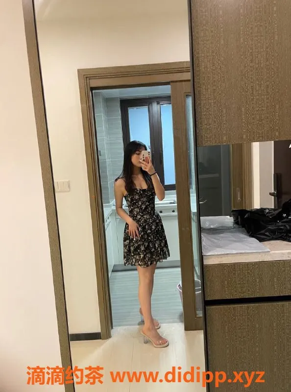 东莞楼凤-长安小辣椒，热情服务价位600起！