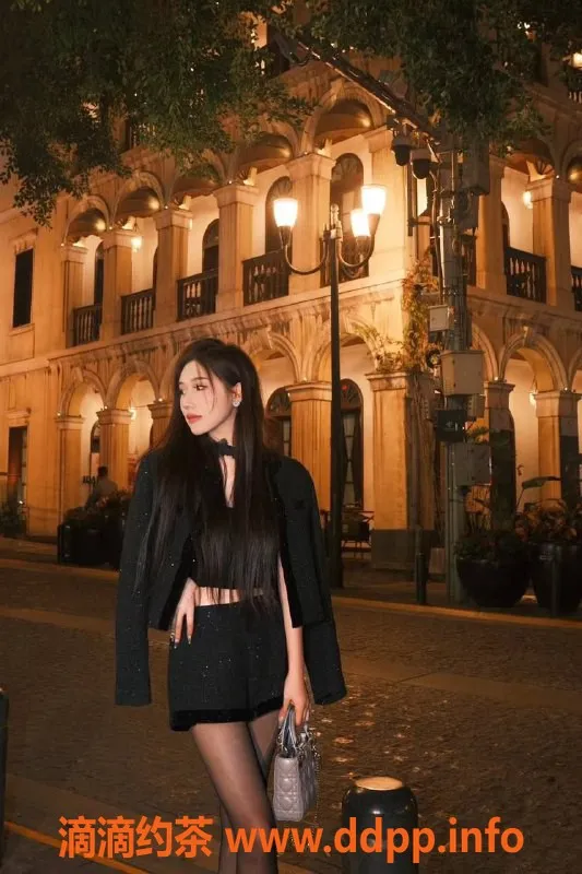 深圳楼凤资源信息,福田胡小小，清新可人，服务一流