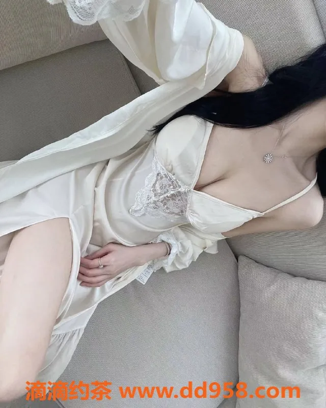 深圳楼凤-福田好好吃饭，21岁168长腿冷白皮