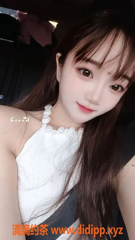 广州楼凤-佛山嫩妹柚子，500p享鸳鸯浴服务