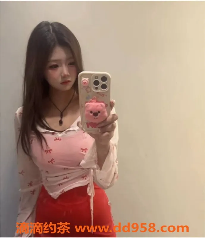 广州楼凤-番禺小怡 800元嫩妹服务，丝袜诱惑