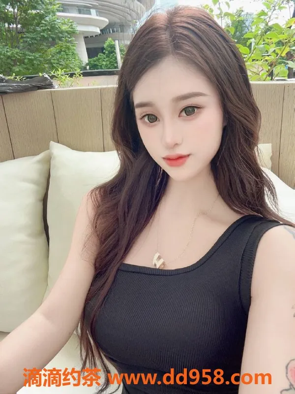 深圳楼凤资源信息,罗湖可乐，21岁，44kg，800P起最高3000夜