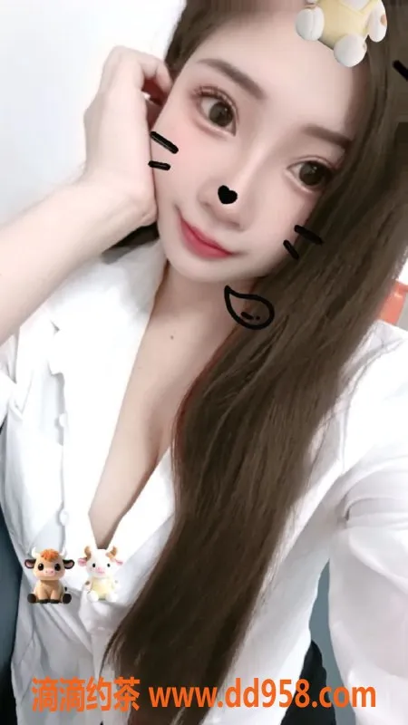 深圳楼凤-宝安林小曼，22岁，165cm，48斤，600元服务