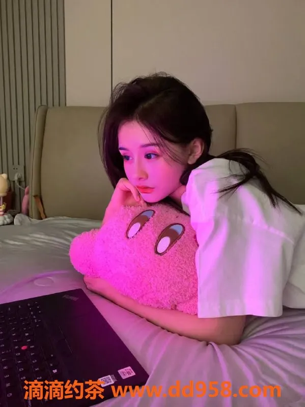 广州楼凤-佛山花花：700P独特水中服务等你体验