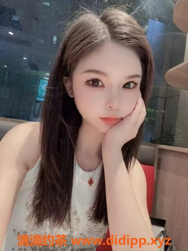 深圳楼凤-龙华蜜糖，160cm 42kg，1000元好服务等你体验！