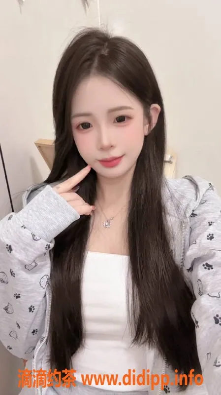 深圳楼凤资源信息,龙岗坂田嫩妹玲玲，1000p起，全新体验等你来！