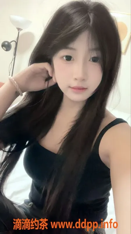 深圳楼凤-宝安小精灵，18岁163，45kg可外出