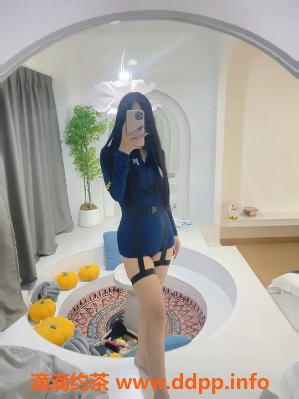 广州楼凤-番禺嫩妹龙崎，800p鸳鸯浴体验