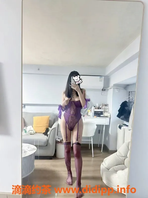 广州楼凤-禅城兔兔，700元嫩妹预约体验