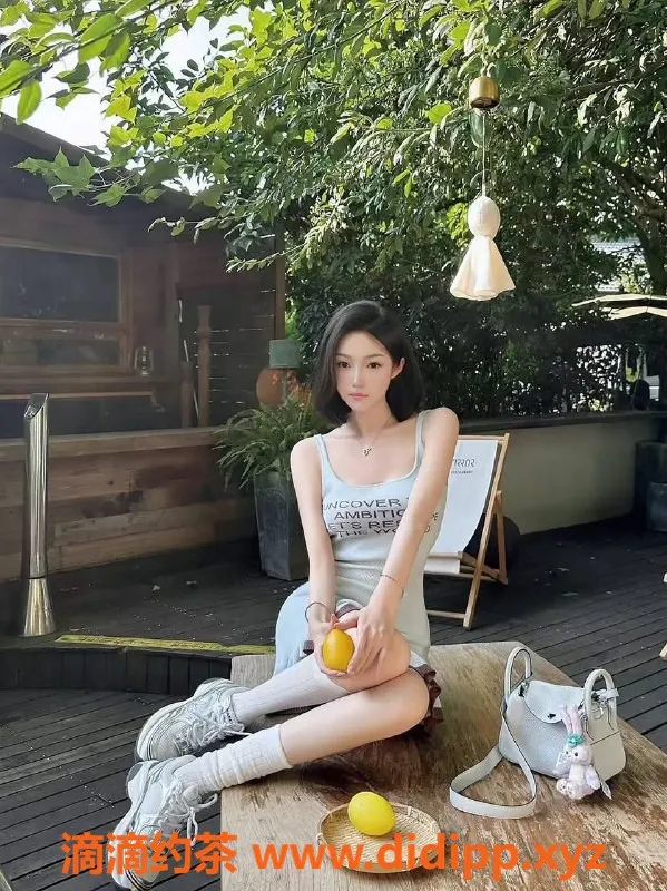 广州上门服务-广州兔兔御姐上门服务，水中萧体验1000p