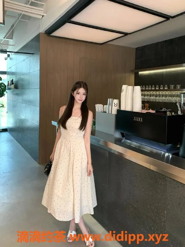 深圳楼凤-龙华婉清，23岁，身材好，1500起服务