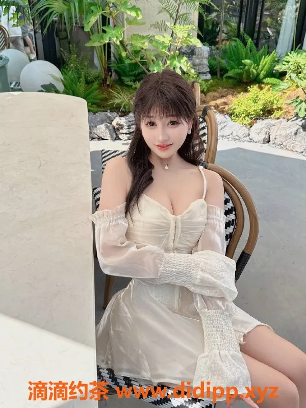 深圳楼凤-龙岗女帝现身，800p豪华体验等你来享受！