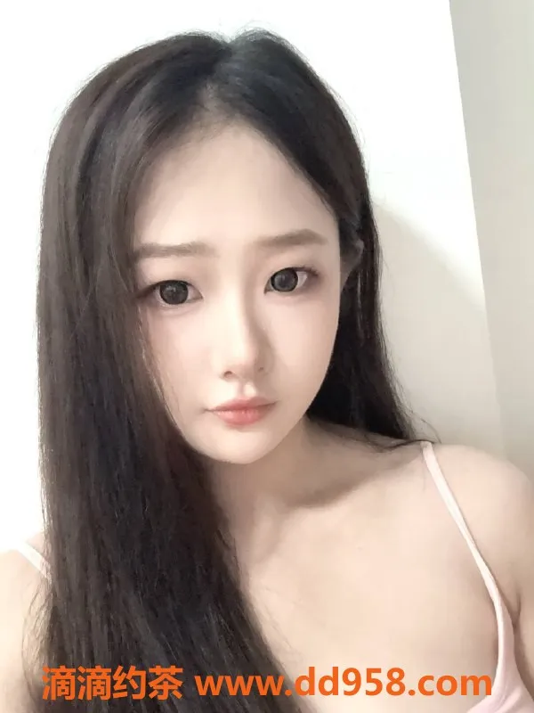 深圳楼凤资源信息,龙华莹莹，21岁171高挑美女，55kg轻盈身材