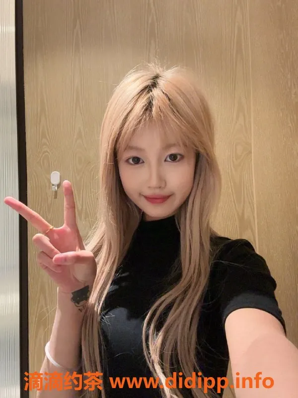 深圳楼凤资源信息,福田嫩妹呆小洋，舌吻服务1000p