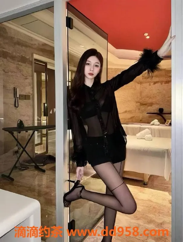 广州楼凤-禅城御姐思思，700元双向服务等你来尝试
