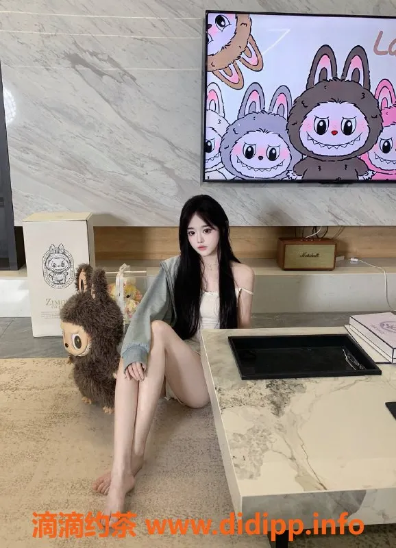 深圳楼凤-南山桃桃熊，1200元嫩妹SM舌吻服务