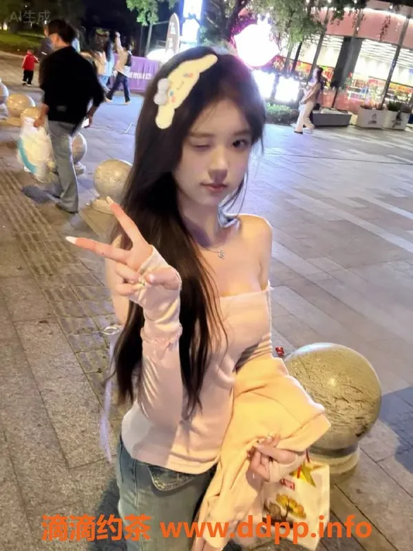 无锡上门服务-上门区高颜值小桃子，164cm，45kg，陪浴专业！