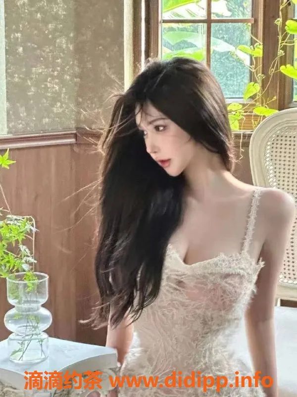 深圳楼凤-南山淡紫，25岁170c，价格1500P起