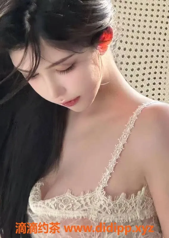 深圳楼凤-南山淡紫，25岁170c，价格1500P起