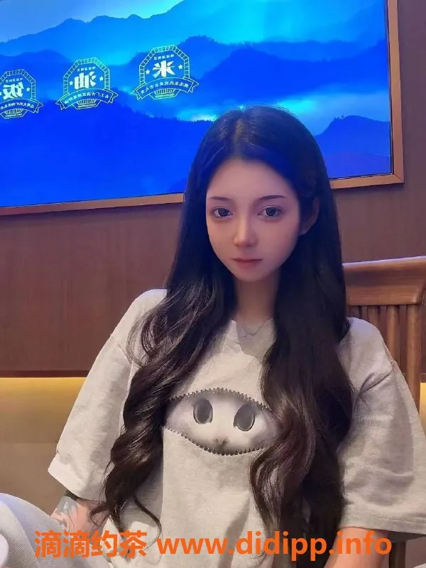 深圳楼凤-福田小团团，1100元，超嫩大胸妹子