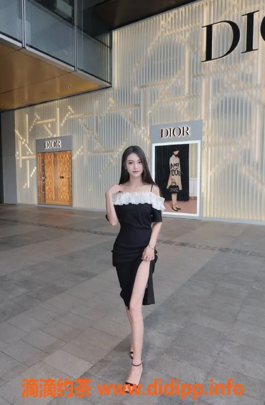 深圳楼凤-福田梦雨，身形窈窕、服务热情