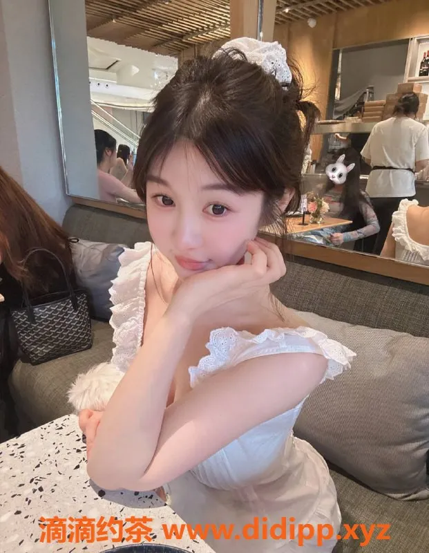 深圳楼凤-福田Yuki，169长腿大胸，49kg美艳女士