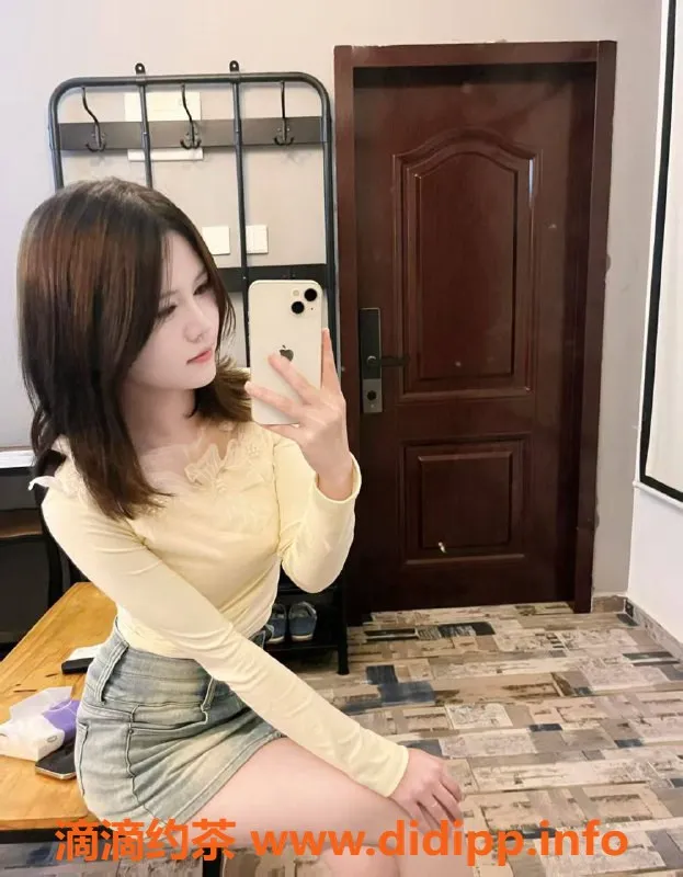 深圳楼凤-深圳福田嫩妹七七，调情鸳鸯浴尽享欢愉