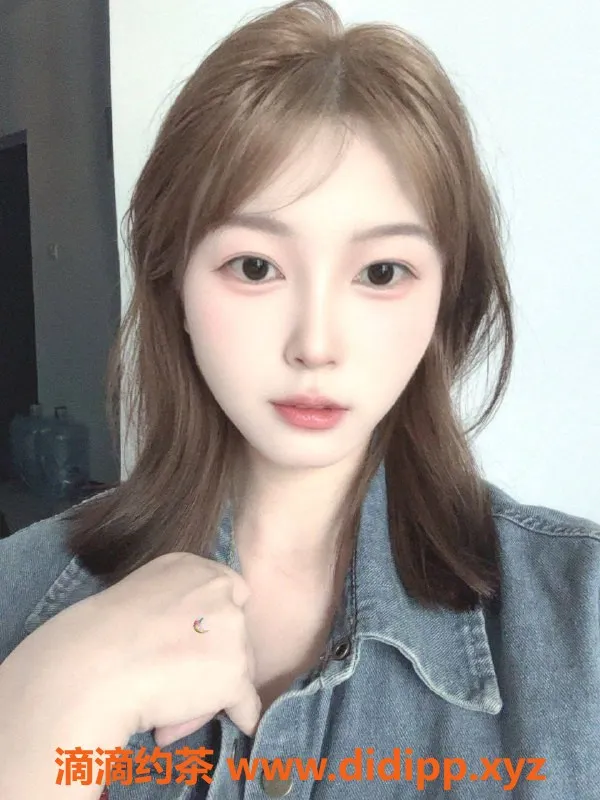 深圳楼凤-龙岗坂田九儿 20岁166b 45kg 性感早茶