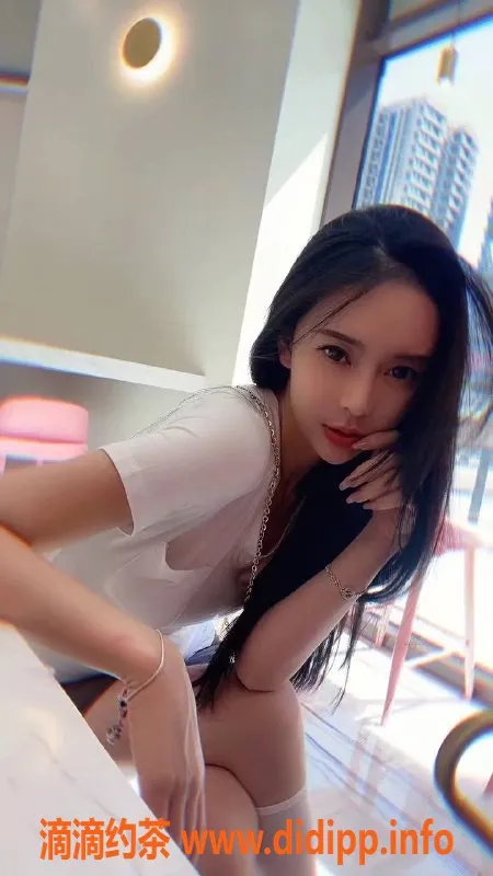 深圳楼凤-龙岗晴儿，700茶费，双向服务畅享