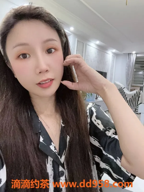 深圳楼凤-南山晴川，真实自拍验证，期待你的光临！