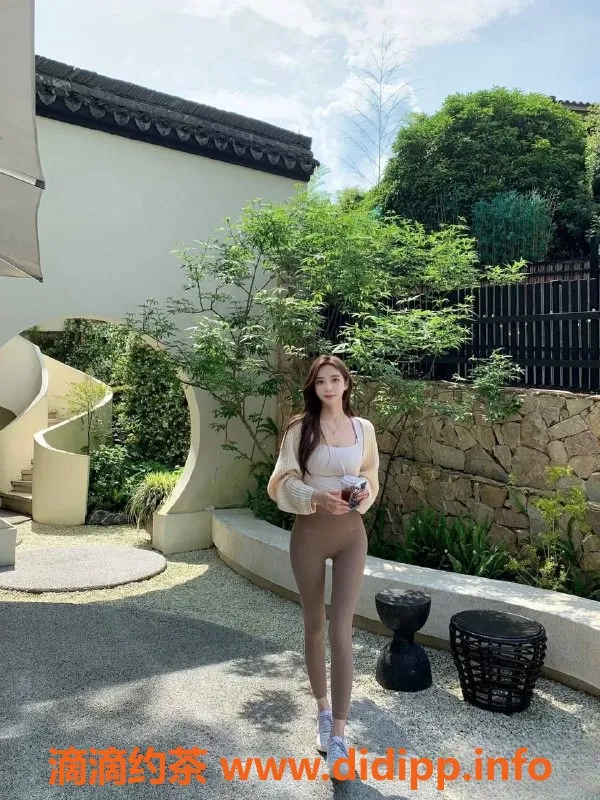 深圳楼凤-韩国艺名素妍，服务热情，年轻迷人