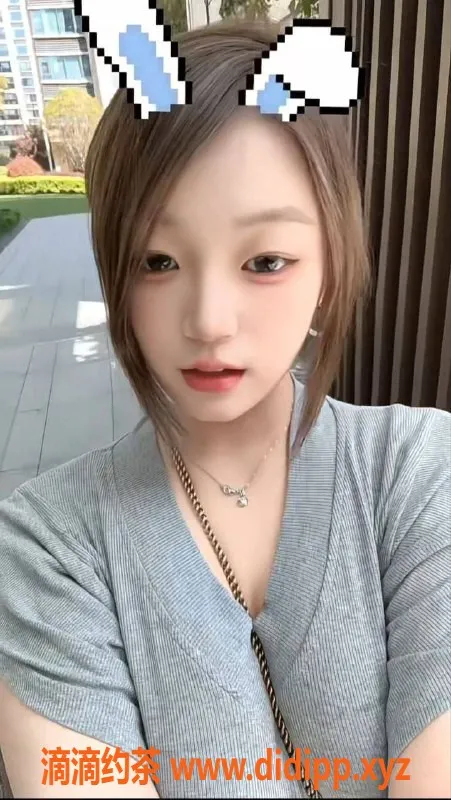 深圳楼凤-宝安嫩妹媛媛，大胸舌吻体验800元