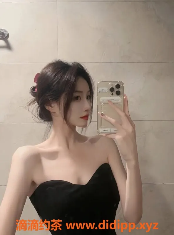 广州楼凤-天河高端御姐紫彤，1700起服务