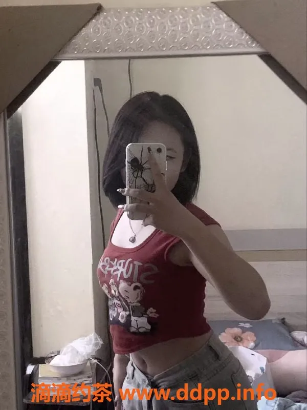 成都楼凤-成都嫩妹天禧 18岁155cm 93斤 服务优质