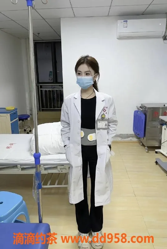 深圳楼凤-南山小护士, 茶费1300/2000, 双向服务