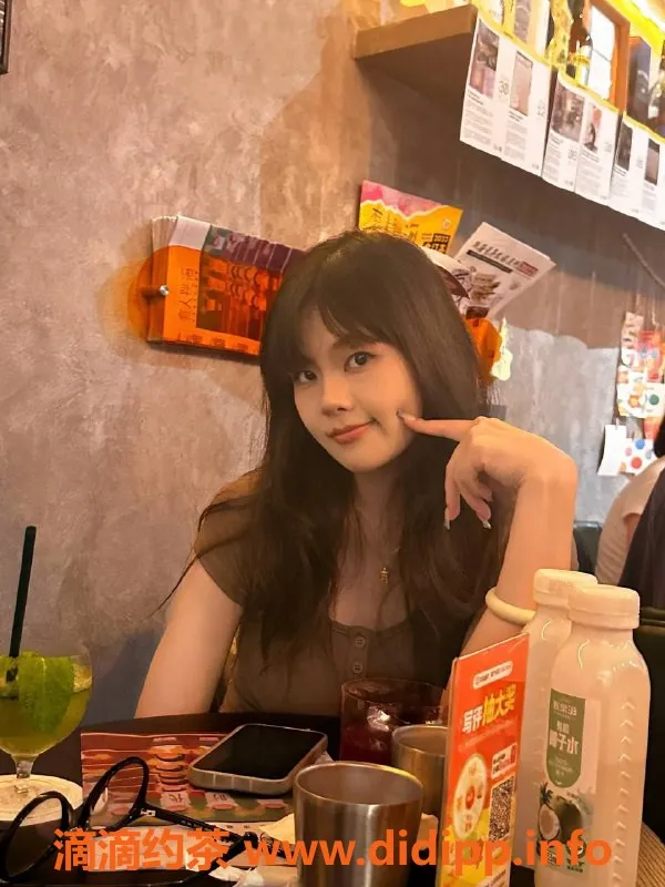 广州楼凤-天河御姐凯蒂，900元精品服务