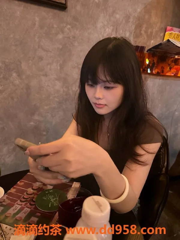 广州楼凤资源信息,天河御姐凯蒂，900元精品服务