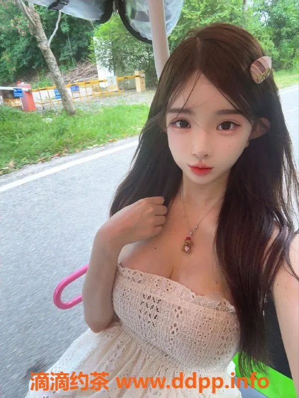 广州楼凤-天河高端嫩妹#baby，1088元大胸诱惑