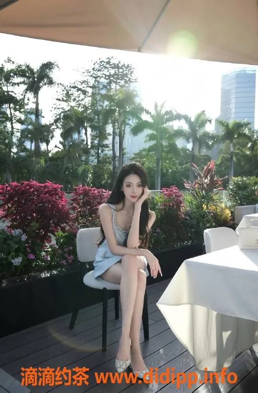 深圳楼凤-龙华长腿嫩妹依林，学费1300p