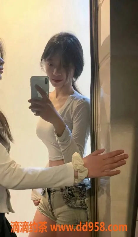 中山楼凤-古镇2位美女，快餐600，特色服务800