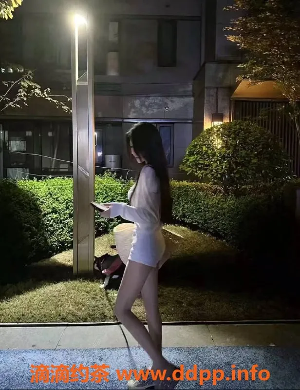 深圳楼凤资源信息,南山允儿 165cm 42kg 长腿纹身 可外出服务