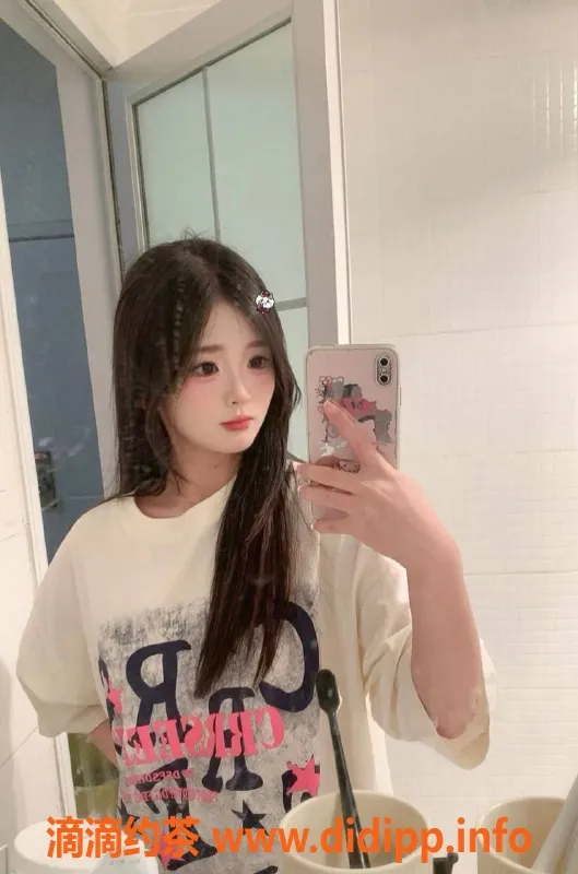 深圳楼凤-深圳光明考拉，700元爽约体验嫩妹服务